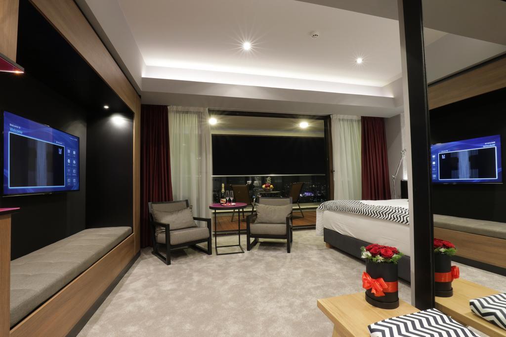 Hotel Panoramika Design & Spa Szkopje Kültér fotó